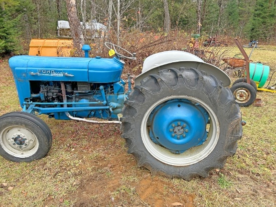 Ford 2000 Diesel Tractor