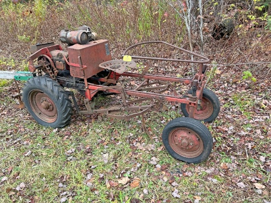 GH BC Tractor - Turns Over