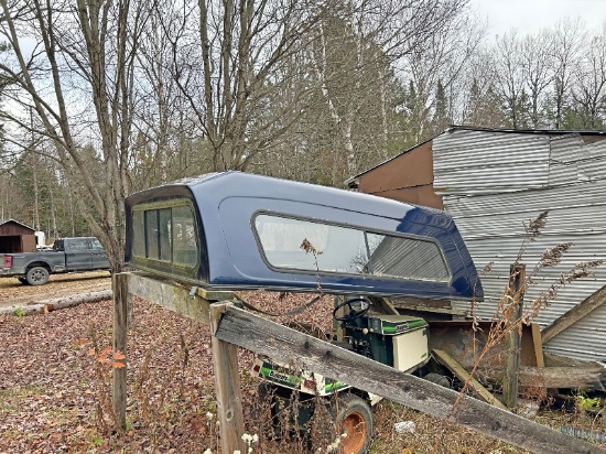 8' Fiberglass Truck Cap