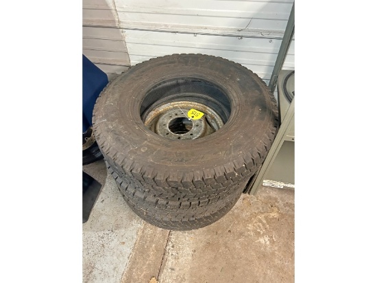 3-235/85R16 Tires 1 on 8 Bolt Dually Rim