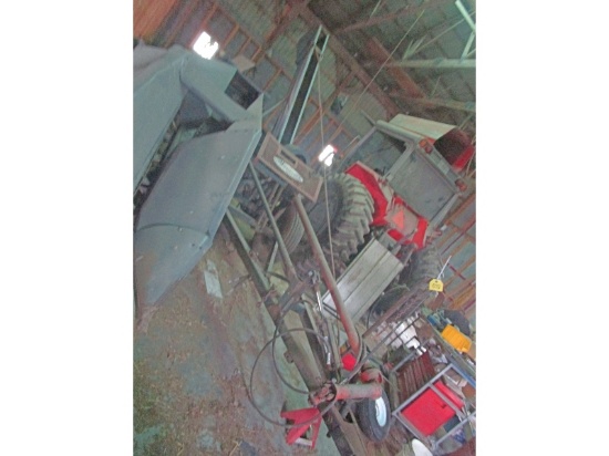 323 New Idea One Row Corn Picker - Working Order