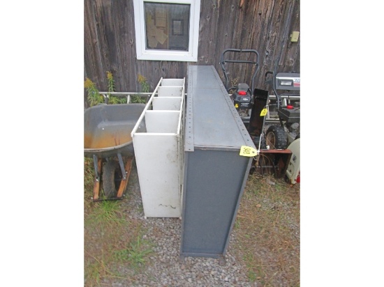 2 Metal Shelves