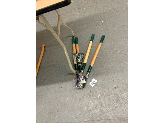 2 Pairs of Yard Works Pruners