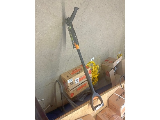 New Fiskars Weed Pullers
