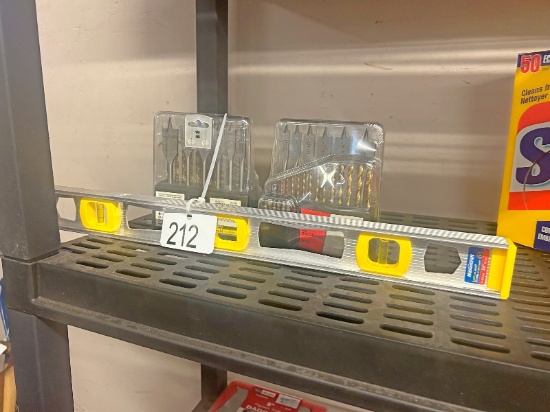 Drill Bits & Aluminum Level