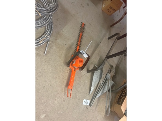 Hedge Trimmer