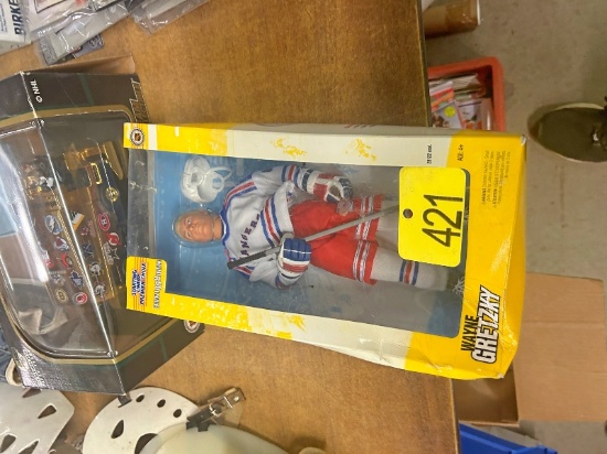Wayne Gretzky Figure