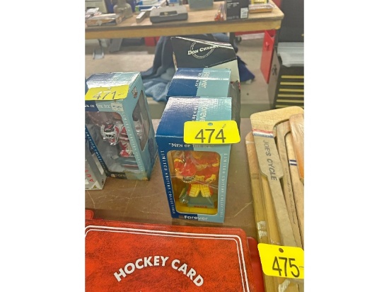 3 Hockey Figurines