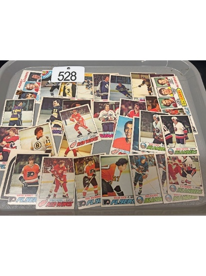 Tray of Vintage Cards