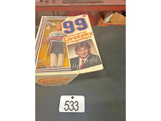 Wayne Gretzky Figurine