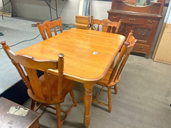 Table & 4 Chairs