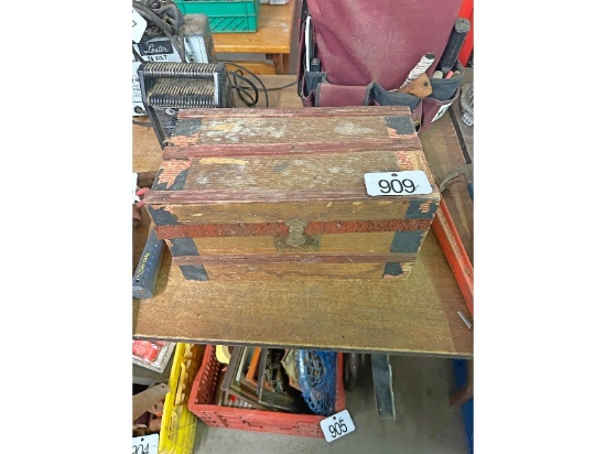 Small Trunk