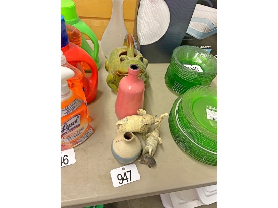 Row of Housewares