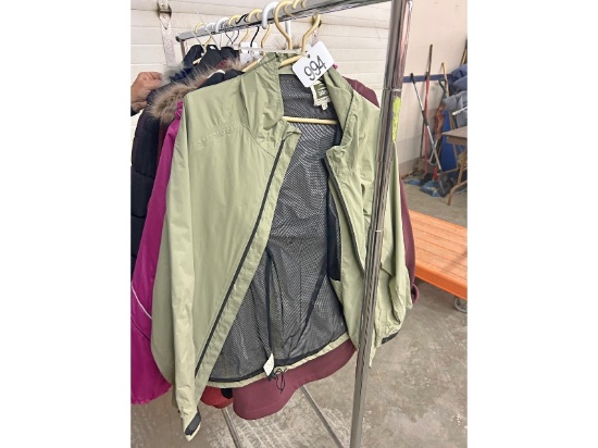Tilley Coat Size XL