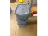 3 Rubbermaid Totes
