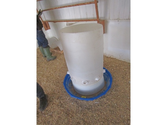Poultry Hopper Feeder