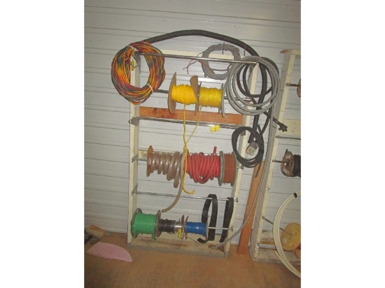 Rack & Rolls of Wire/Rope/Hose