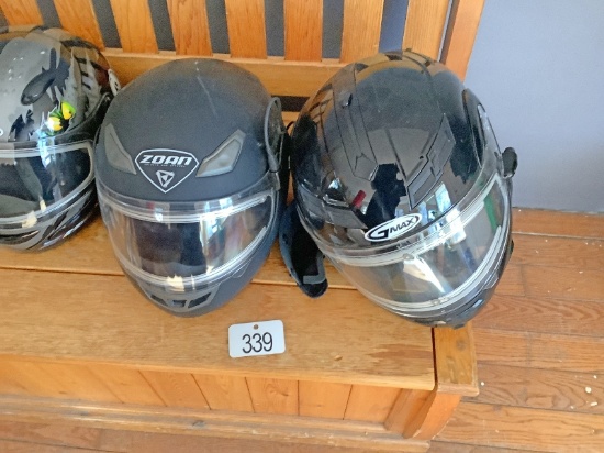 2 Adults Heated Snowmobile Helmets Zoan & G Max