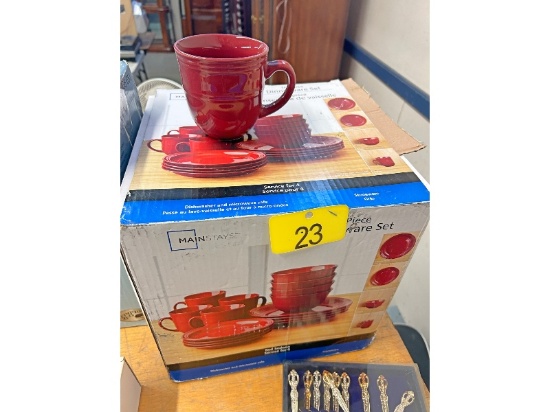 New Dinnerware Set