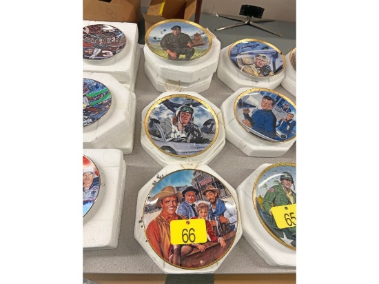4 John Wayne Collector Plates