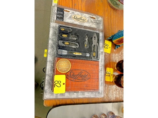 NIB Sheffield Knife Set
