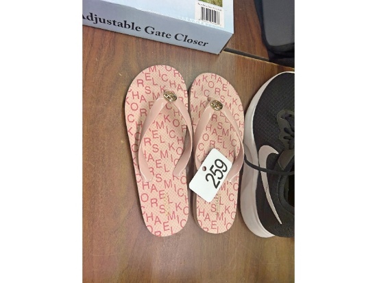 Micheal Kors Flip Flops - Size 9