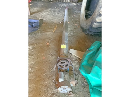 12' Auger With Motor