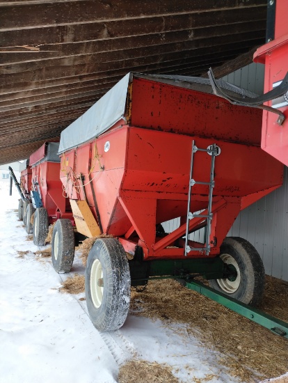 J&M 350-20 Grain Wagon With Extensions & Tarp