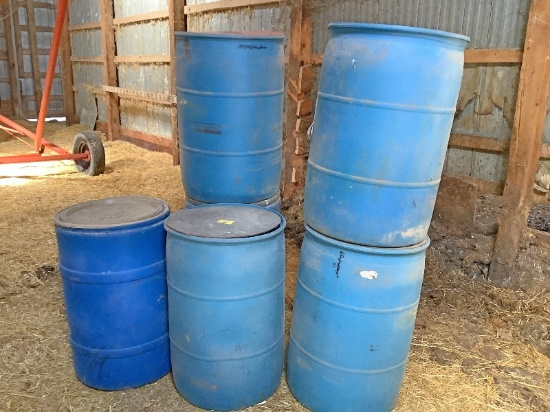 6 Poly Barrels With Lids