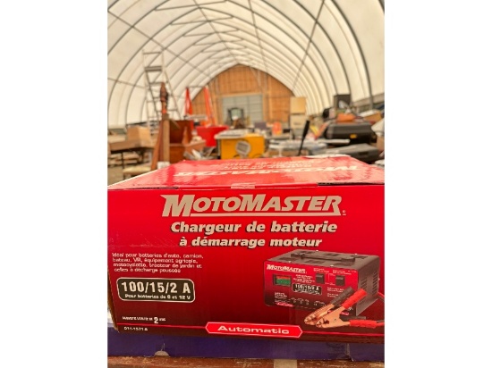 New MotoMaster Battery Charger With Engine Start