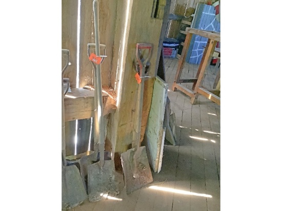 2 Shovels
