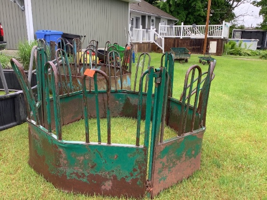 Tombstone Round Bale Feeder