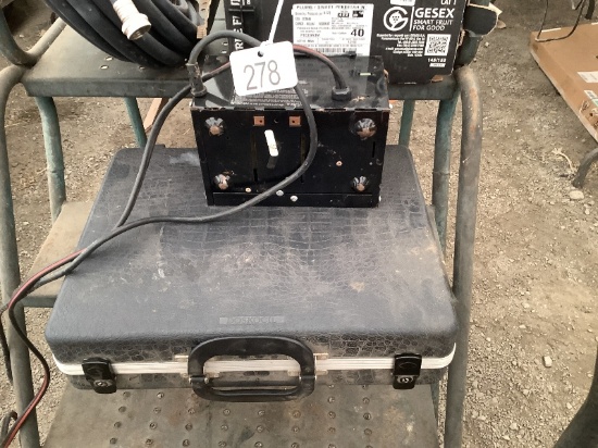 Battery Charger & Pliers Set