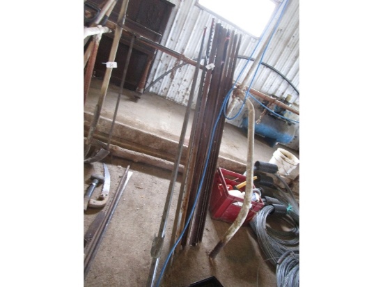 13 Steel T Posts