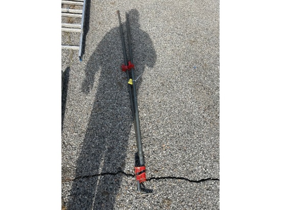2 Bar Clamps