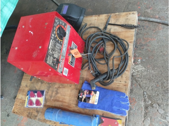 Lincoln AC-225GLM Welder & Accessories