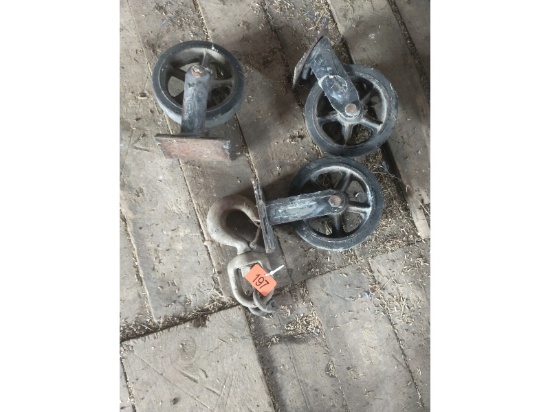Casters & Hook