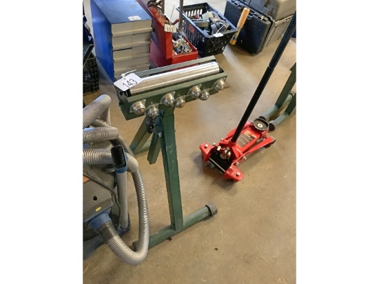Roller Stand
