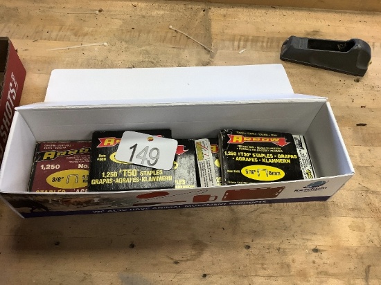 Arrow Staples