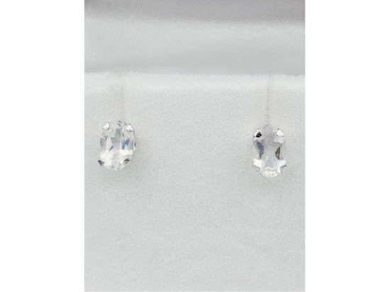 14KT White Gold Natural Moonstone Earring