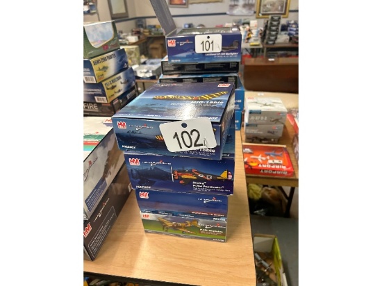 4 New H&M Die Cast Model Planes