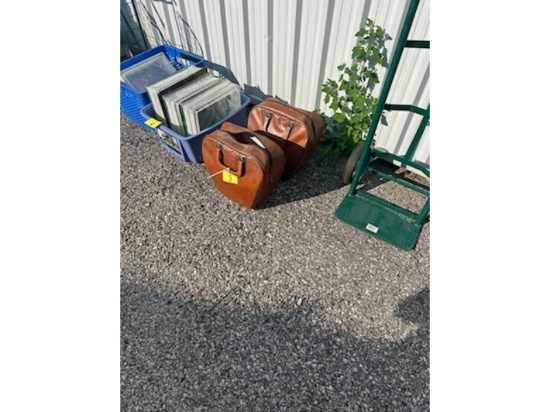 2 Bowling Balls With Bags