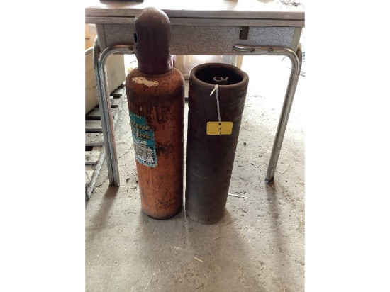 2 Torch Tanks