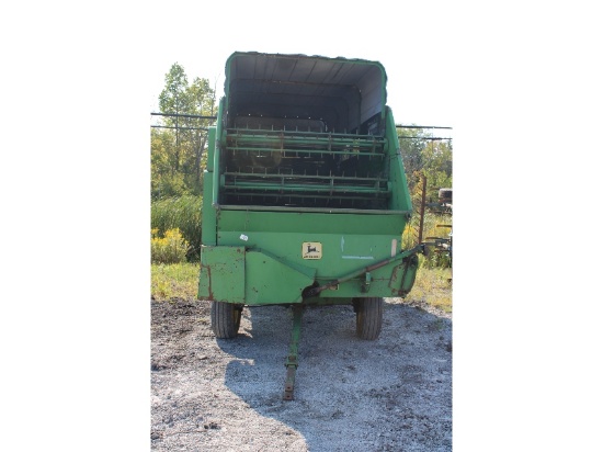 John Deere 216 Forage Wagon
