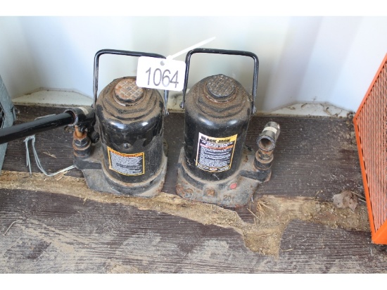 2 - 20 Ton Bottle Jacks