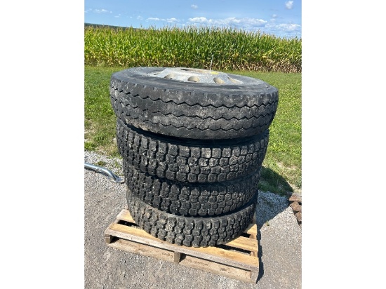 3 - Dunlop3 Hercules 11R24.5 Tires with 10 Bolt Aluminum Rims