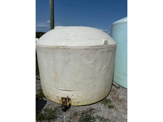 1500 Gallon Poly Tank
