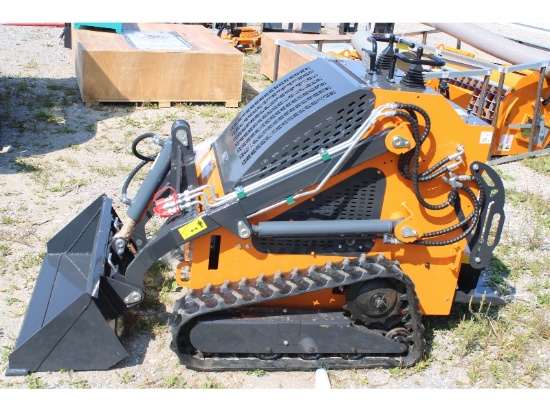 New Land Hero Mini Track Loader