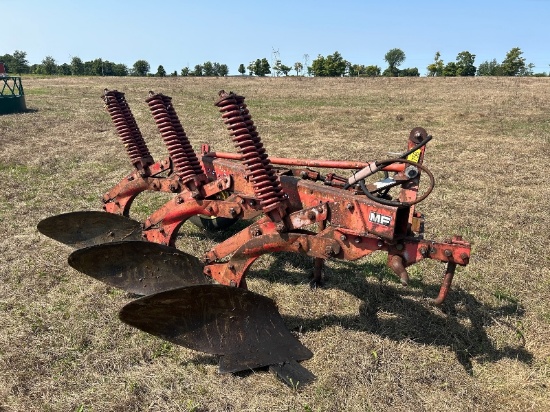 Massey Ferguson 3/16" 3 PTH Plow with Spring Reset