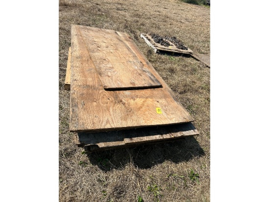 14 Pcs of Used Plywood